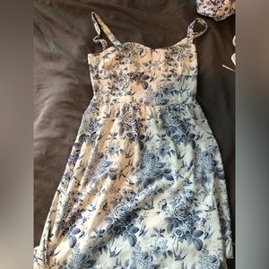 Women sundress floral white blue